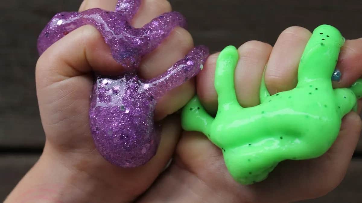Jak usunąć plamy ze slime'a? Skuteczne domowe sposoby