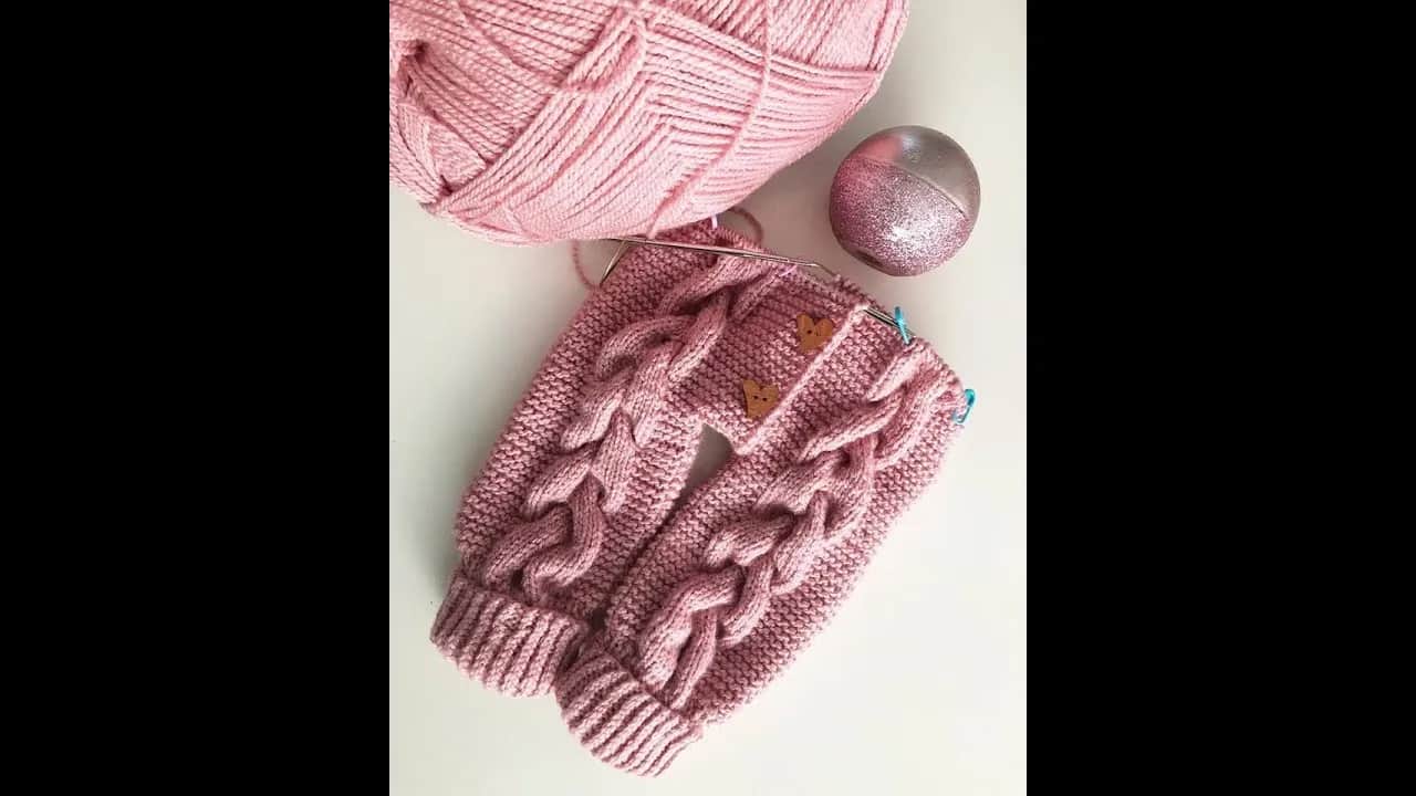 Kombinezon na drutach dla niemowlaka: Zrób to sama krok po kroku!