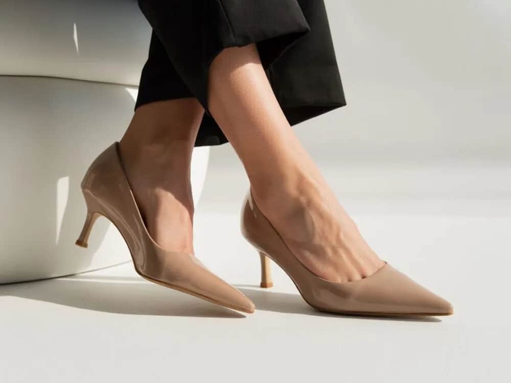 Jaka wysokość obcasa jest zdrowa? Sprawdź rekomendacje ortopedów
